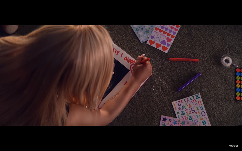 Illustration for article titled Ariana Grande's 'Thank U, Next' Video Tributes Millennial Teen Movies, Has a Message for Big Sean